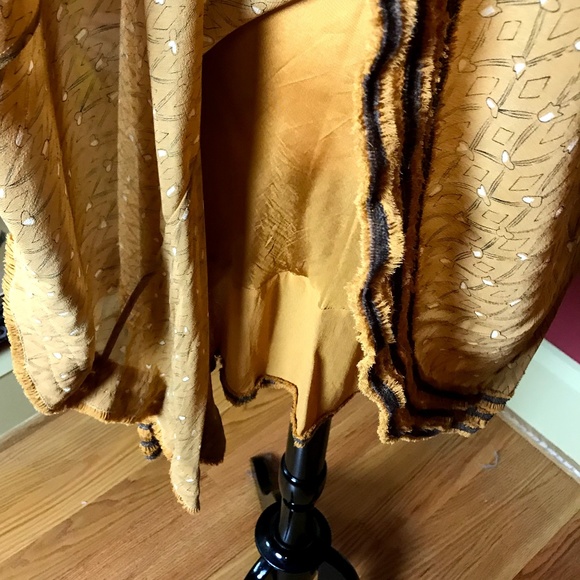 Max Studio Special Edition - Asymmetric - Picture 7 of 8